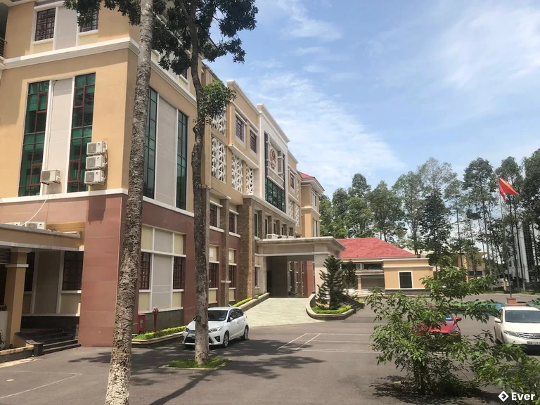 Trụ sở hành chính xã Long Thành sau sáp nhập