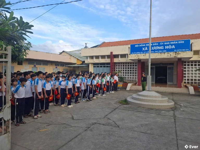 Trụ sở hành chính xã Lương Hòa