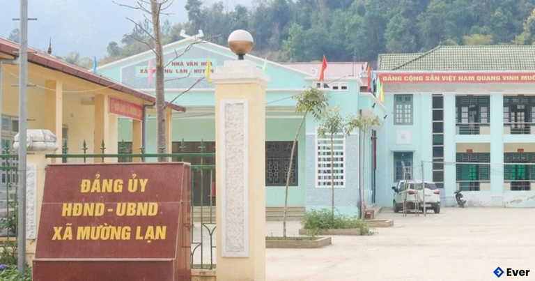 Trụ sở hành chính xã Mường Lạn