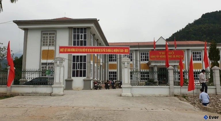 Trụ sở hành chính xã Pắc Ta, Lai Châu