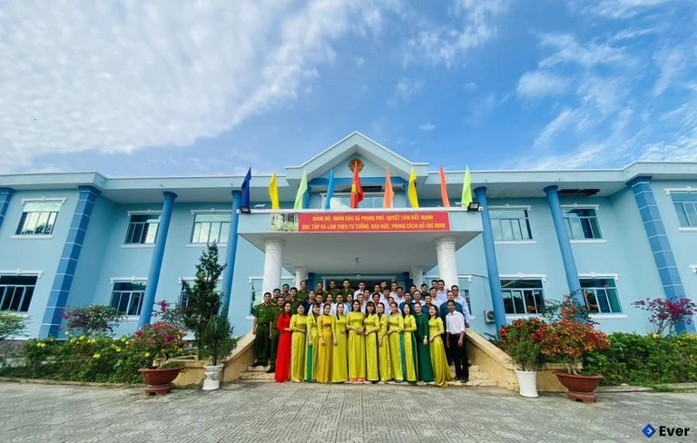 Trụ sở hành chính xã Phong Thạnh