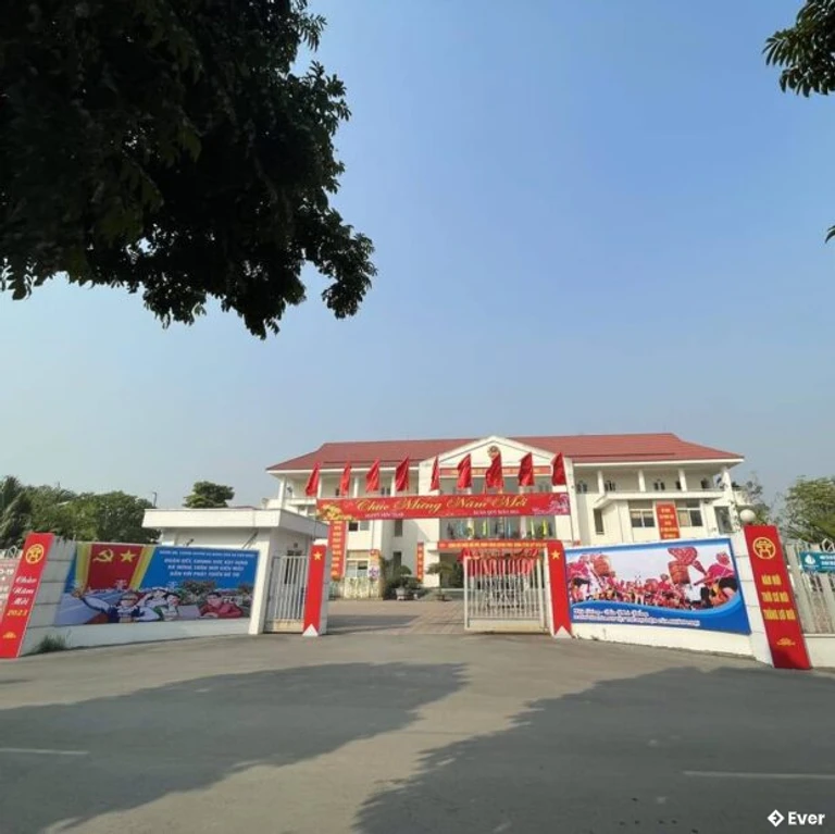 Trụ sở hành chính xã Phù Đổng