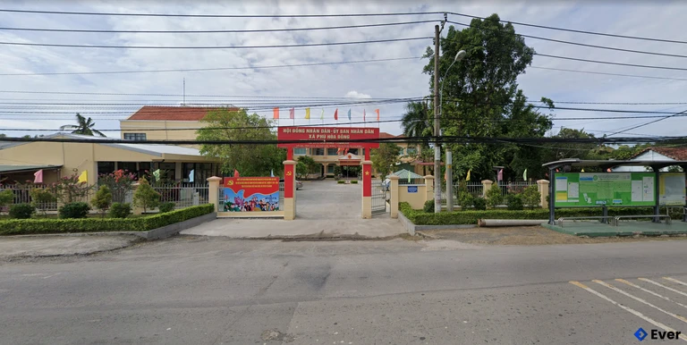 Trụ sở hành chính xã Phú Hòa Đông