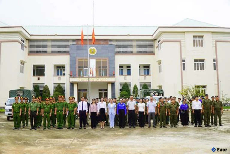 Trụ sở hành chính xã Phú Riềng