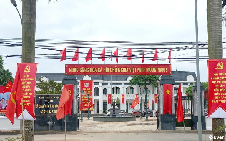 Trụ sở hành chính xã Phúc Sơn
