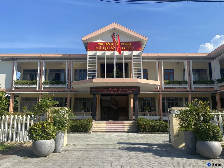 Trụ sở hành chính xã Quảng Điền