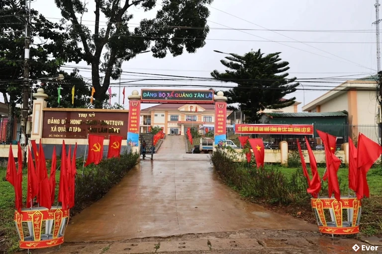 Trụ sở hành chính xã Quảng Tân sau sáp nhập