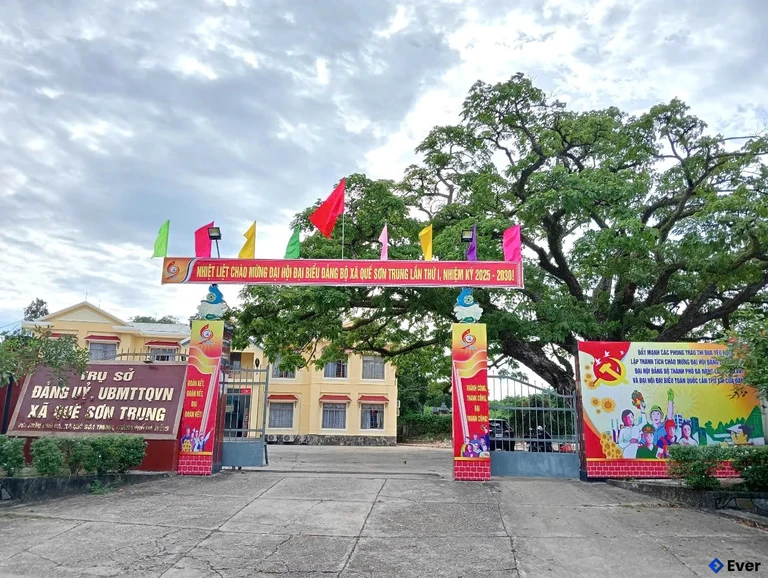 Trụ sở hành chính xã Quế Sơn Trung sau sáp nhập