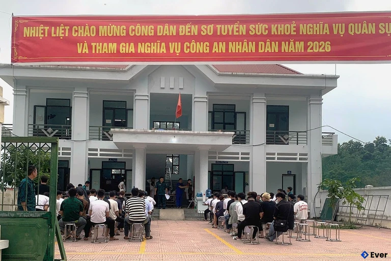 Trụ sở hành chính xã Tân Phong sau sáp nhập