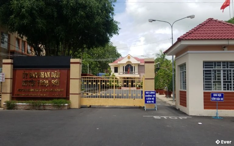 Trụ sở hành chính xã Thoại Sơn sau sáp nhập