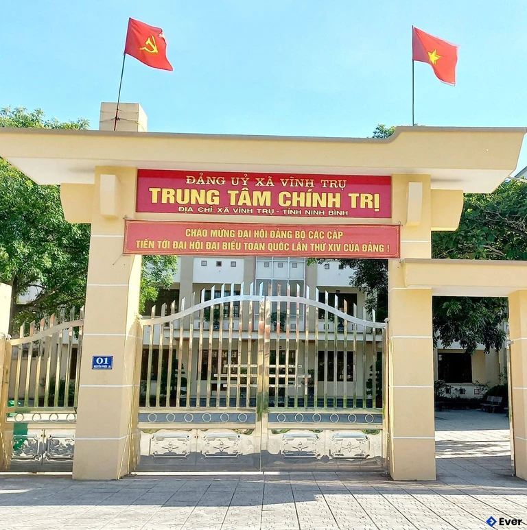 Trụ sở hành chính xã Vĩnh Trụ