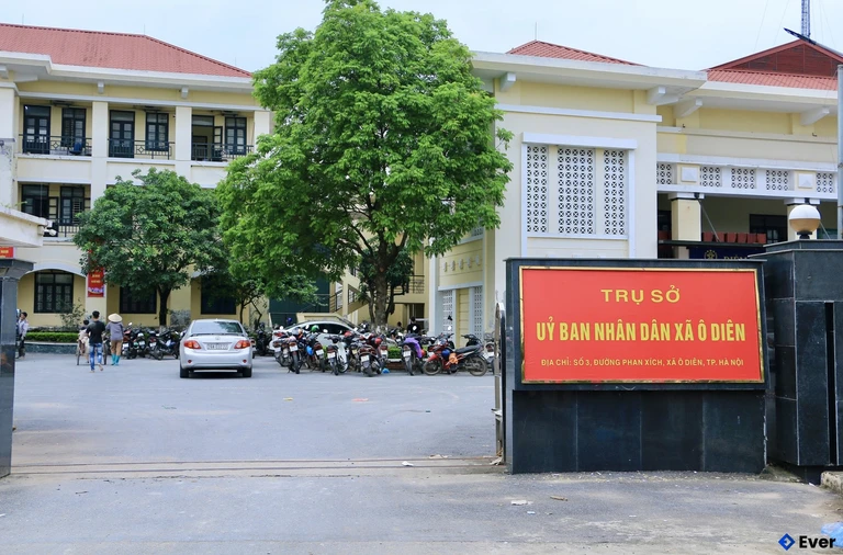 Trụ sở UBND xã Ô Diên