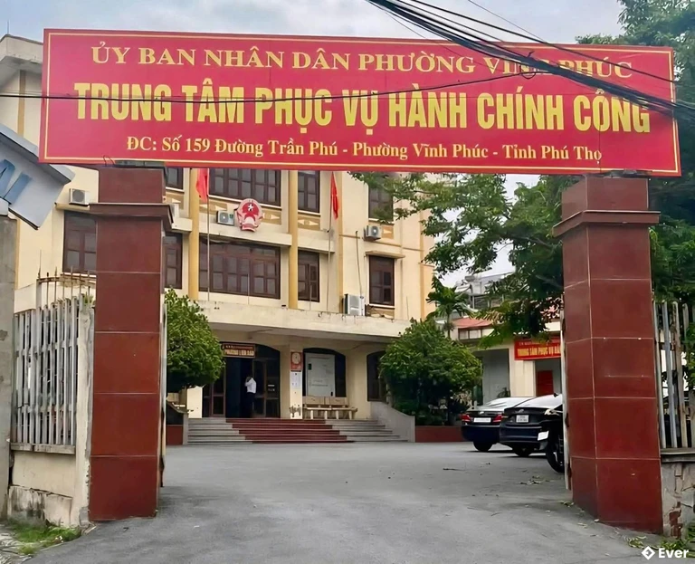Trung tâm hành chính phường Vĩnh Phúc, Phú Thọ