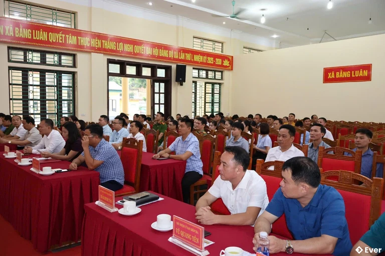 Trung tâm hành chính xã Bằng Luân, Phú Thọ