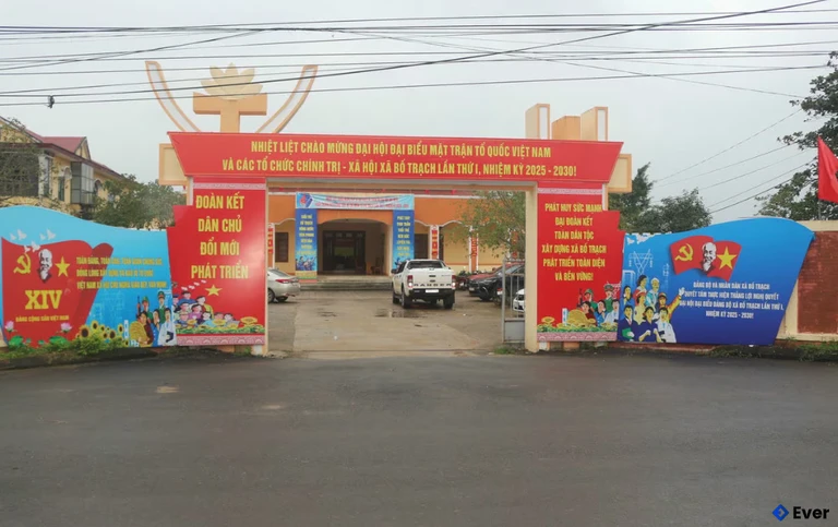 Trung tâm hành chính xã Bố Trạch, Quảng Trị