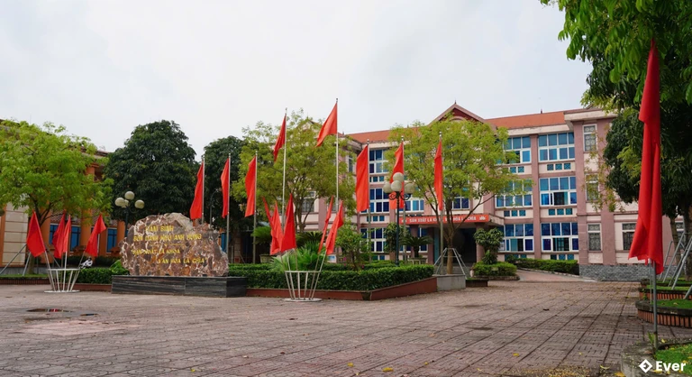 Trung tâm hành chính xã Cẩm Bình, Hà Tĩnh