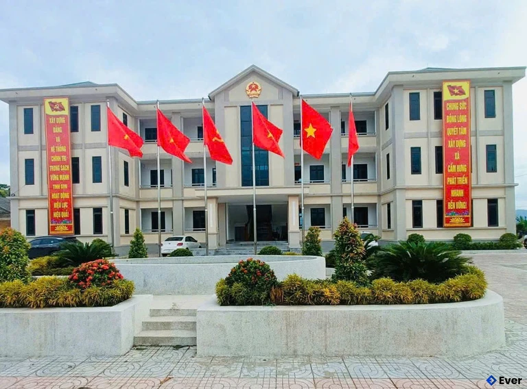 Trung tâm hành chính xã Cẩm Hưng, Hà Tĩnh