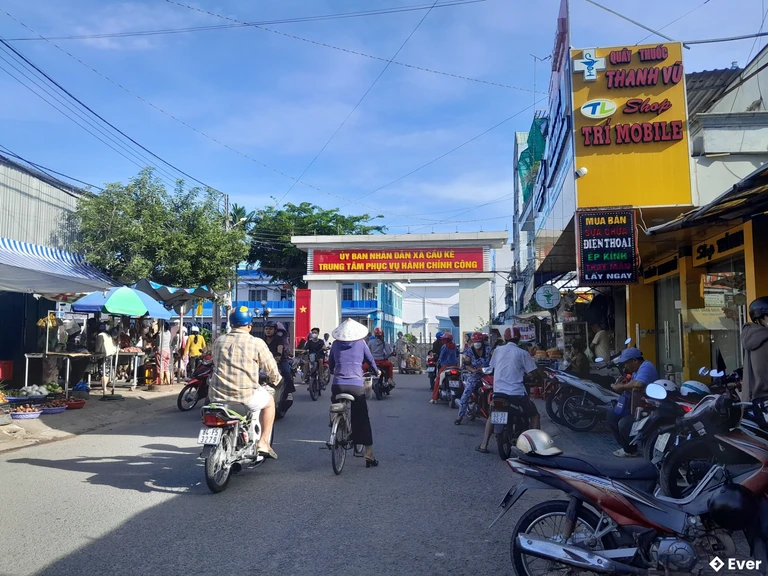 Trung tâm hành chính xã Cầu Kè