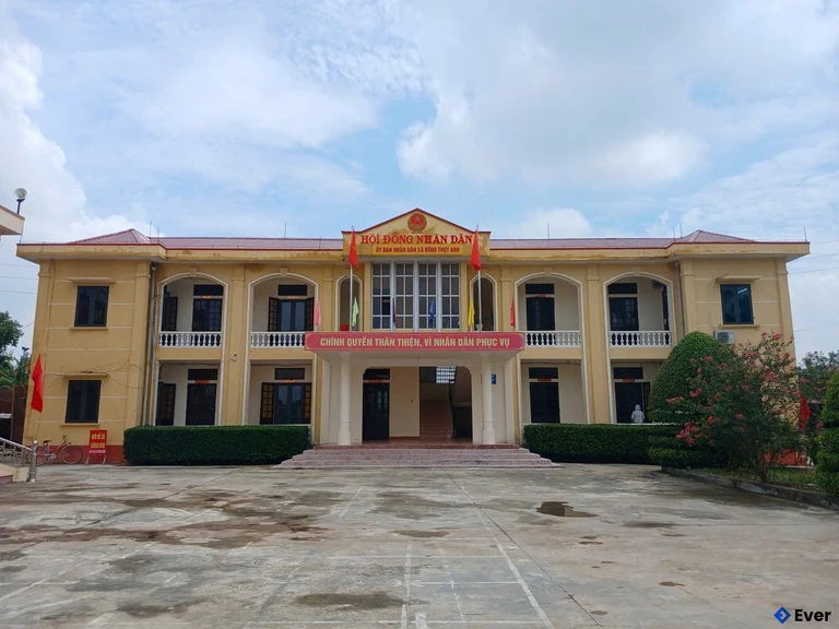 Trung tâm hành chính xã Đông Thụy Anh, Hưng Yên