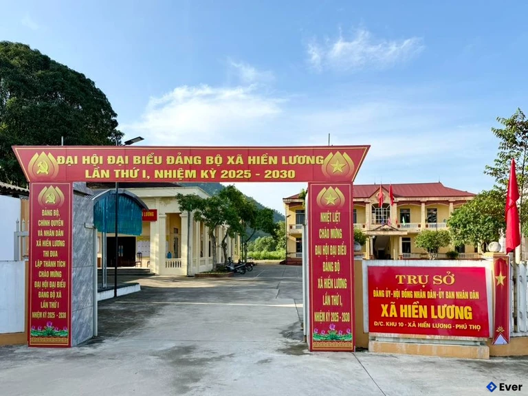 Trung tâm hành chính xã Hiền Lương, Phú Thọ