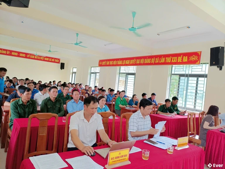 Trung tâm hành chính xã Hồ Thầu, Tuyên Quang