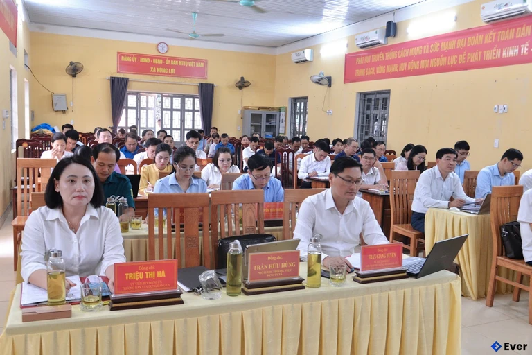 Trung tâm hành chính xã Hùng Lợi, Tuyên Quang