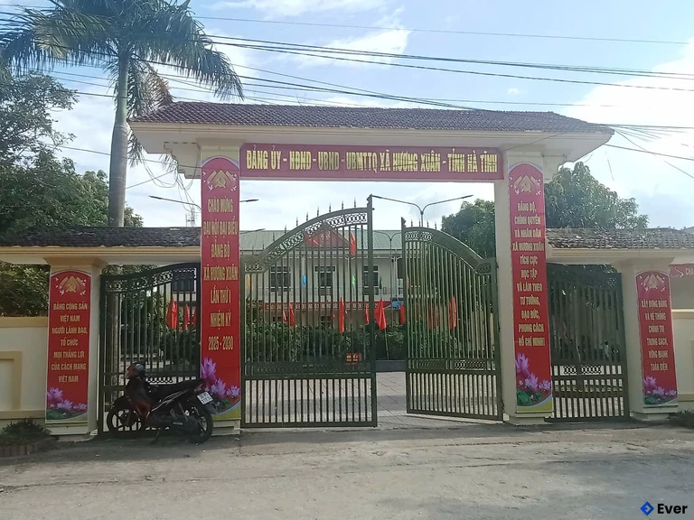 Trung tâm hành chính xã Hương Xuân, Hà Tĩnh