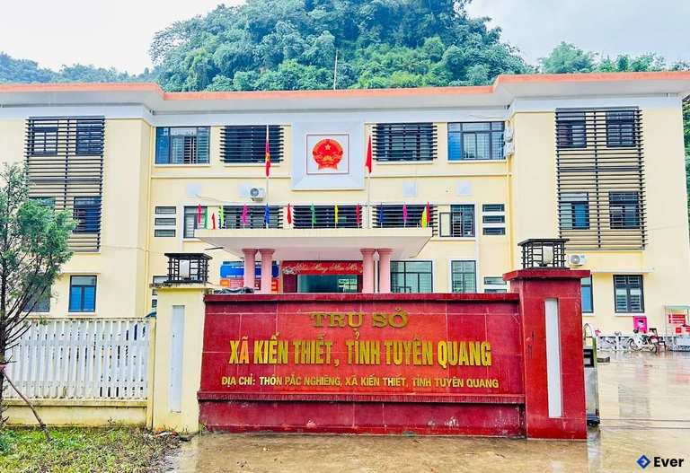 Trung tâm hành chính xã Kiến Thiết, Tuyên Quang