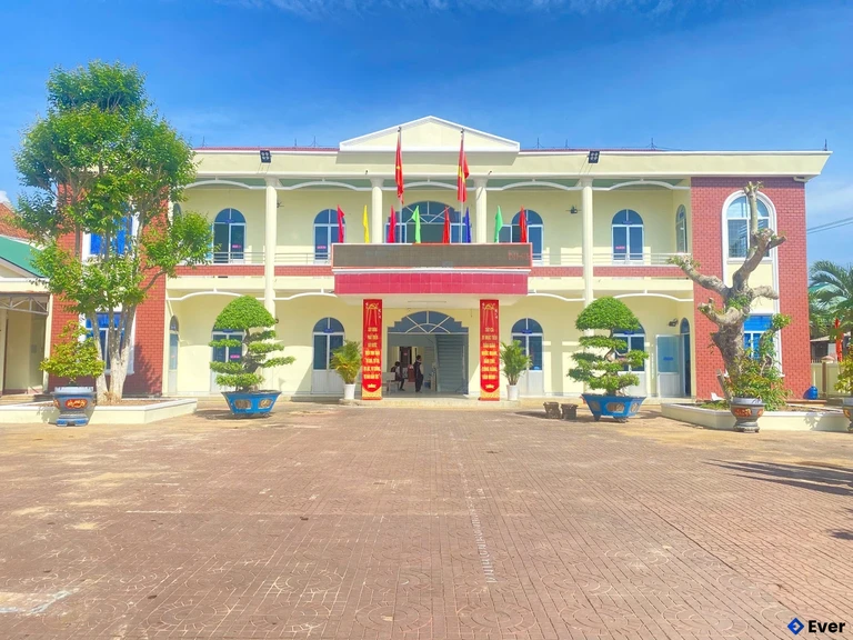 Trung tâm hành chính xã Kim Sơn, Gia Lai