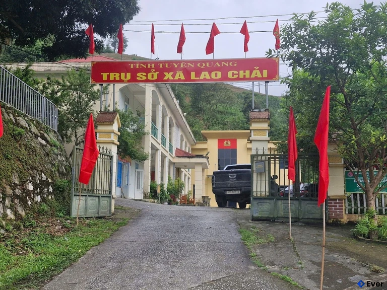 Trung tâm hành chính xã Lao Chải, Tuyên Quang