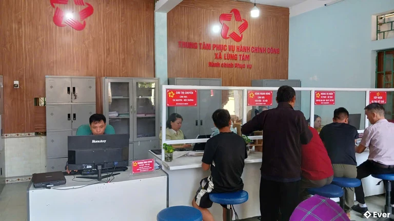 Trung tâm hành chính xã Lùng Tám, Tuyên Quang