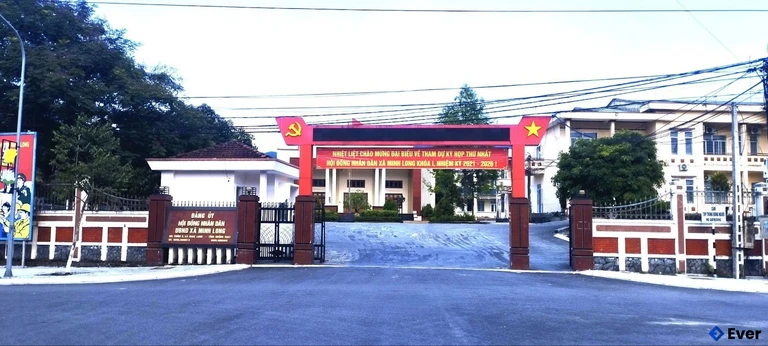 Trung tâm hành chính xã Minh Long, Quảng Ngãi