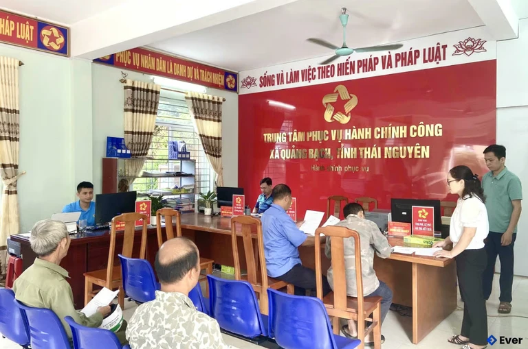 Trung tâm hành chính xã Quảng Bạch, Thái Nguyên