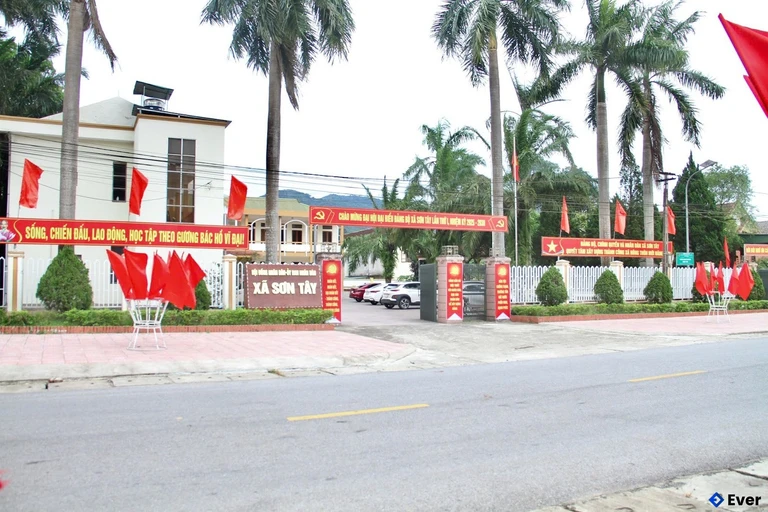 Trung tâm hành chính xã Sơn Tây, Quảng Ngãi