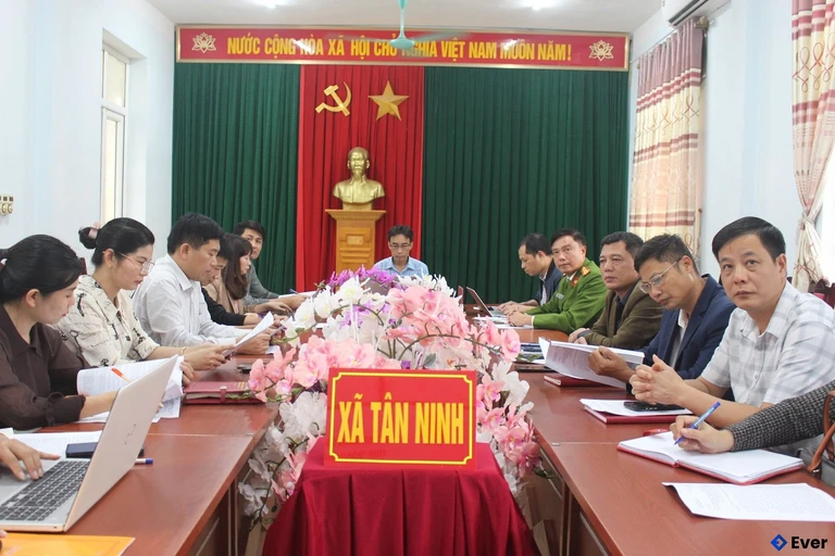 Trung tâm hành chính xã Tân Ninh, Thanh Hóa