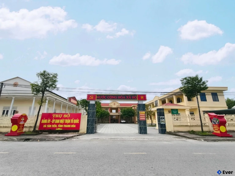 Trung tâm hành chính xã Tân Tiến, Thanh Hóa