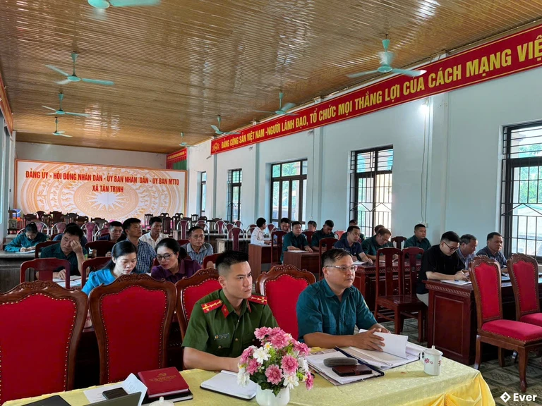 Trung tâm hành chính xã Tân Trịnh, Tuyên Quang
