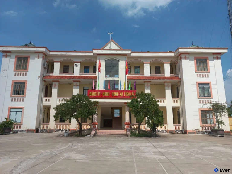 Trung tâm hành chính xã Tiên Lữ, Hưng Yên