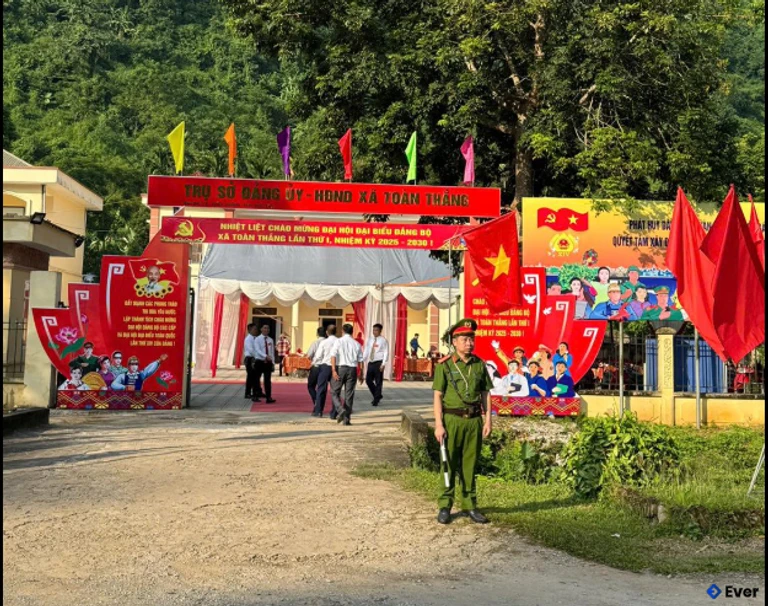 Trung tâm hành chính xã Toàn Thắng, Phú Thọ