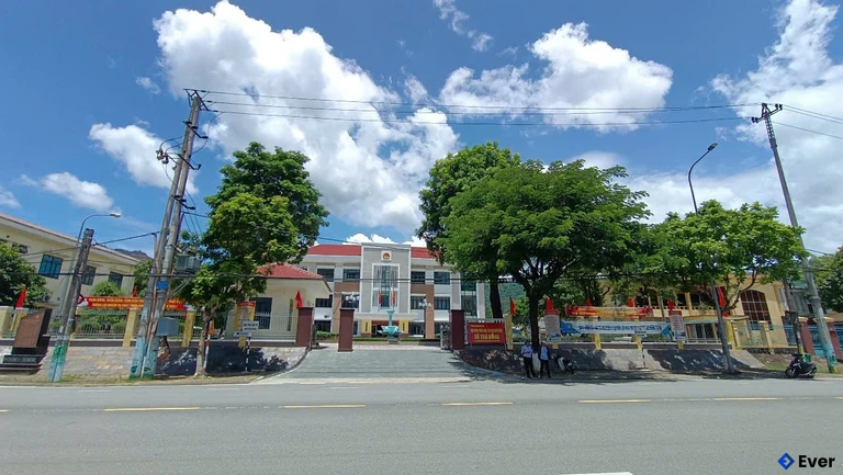 Trung tâm hành chính xã Trà Bồng, Quảng Ngãi