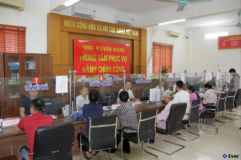 Trung tâm hành chính xã Văn Giang, Hưng Yên