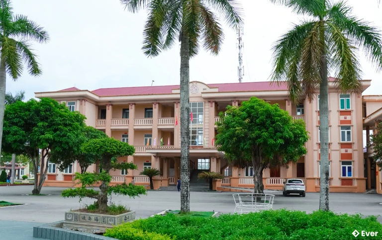 Trung tâm hành chính xã Vạn Lộc, Thanh Hóa