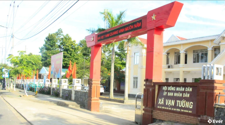 Trung tâm hành chính xã Vạn Tường, Quảng Ngãi