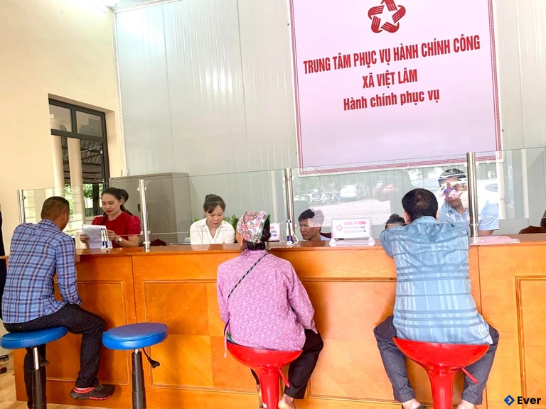 Trung tâm hành chính xã Việt Lâm, Tuyên Quang