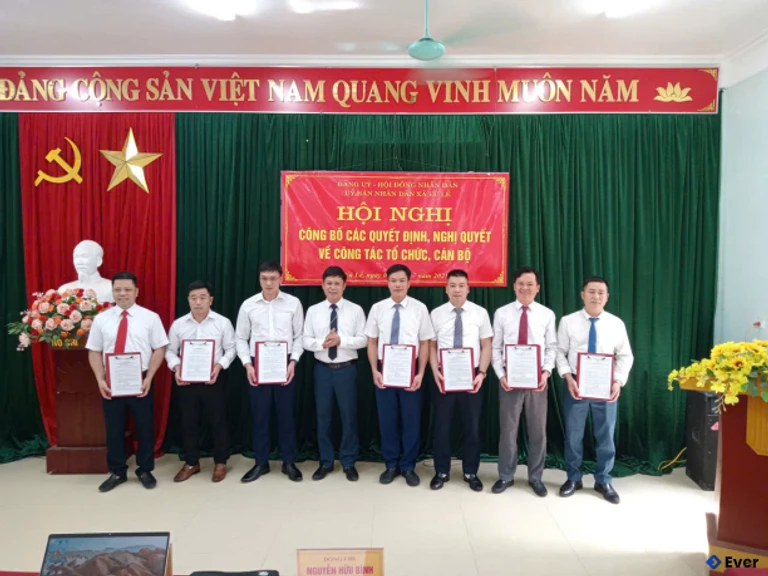 Trung tâm hành chính xã Vũ Lễ