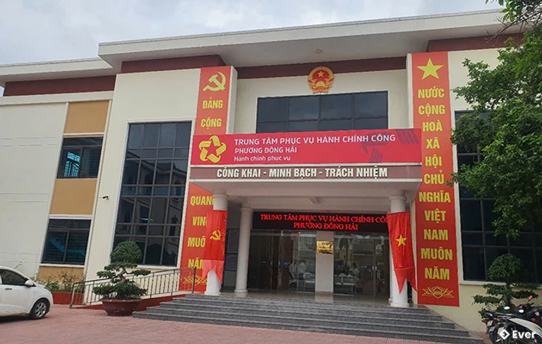 Trung tâm phục vụ hành chính công phường Đông Hải