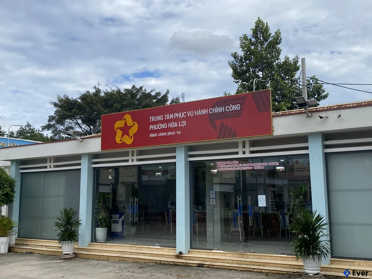 Trung tâm phục vụ hành chính công phường Hòa Lợi