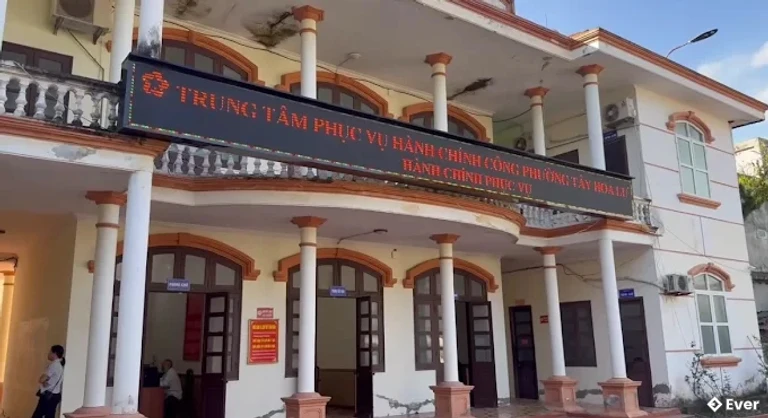 Trung tâm phục vụ hành chính công phường Tây Hoa Lư