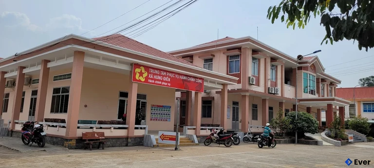 Trung tâm phục vụ hành chính công xã Hưng Điền sau sáp nhập