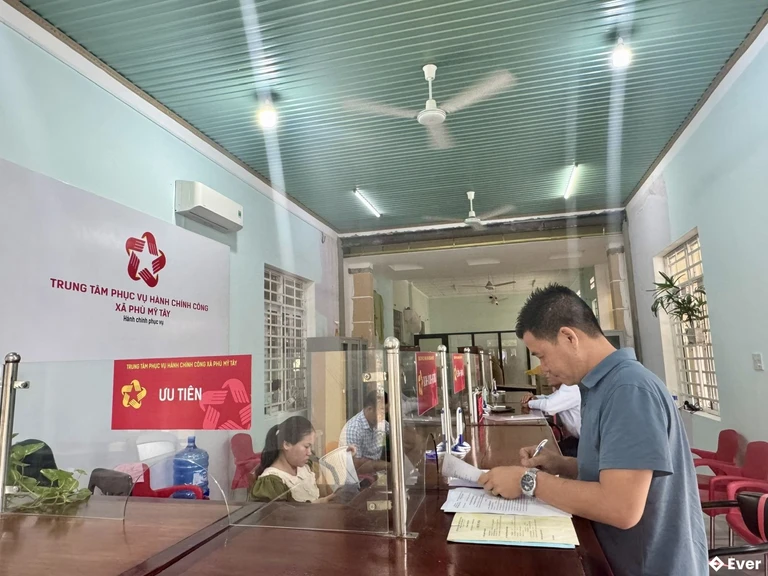 Trung tâm phục vụ hành chính công xã Phù Mỹ Tây, Gia Lai